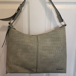 Calvin Klein NWOT Max Top Zip Hobo Shoulder Bag